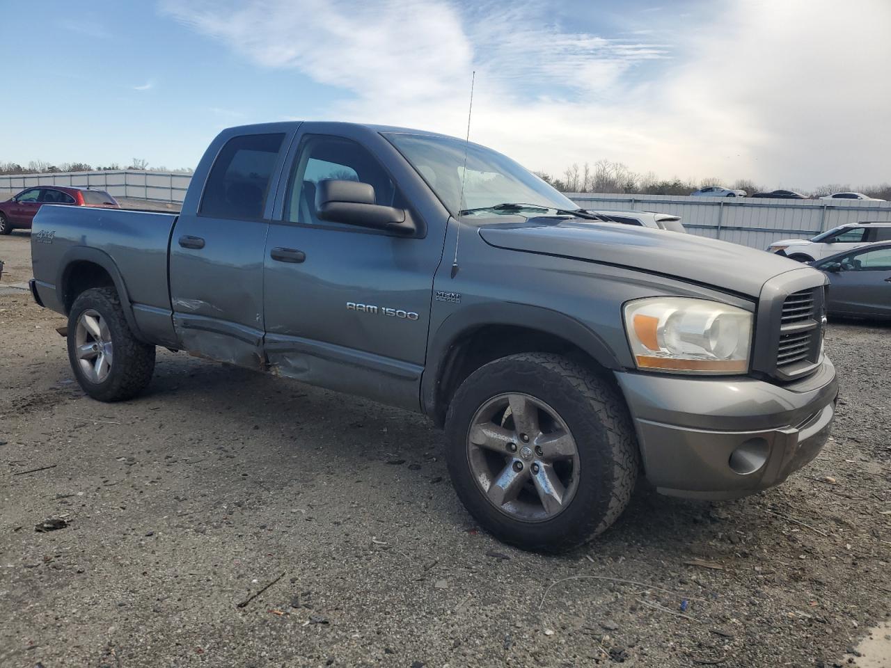2006 Dodge RAM - Image 4