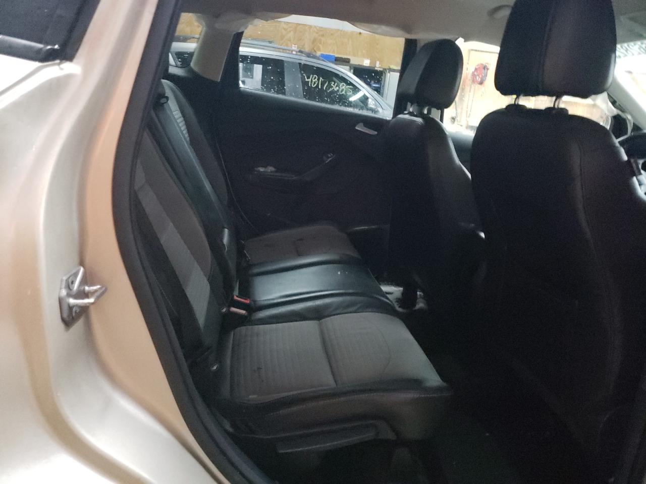 2017 Ford Escape - Image 11