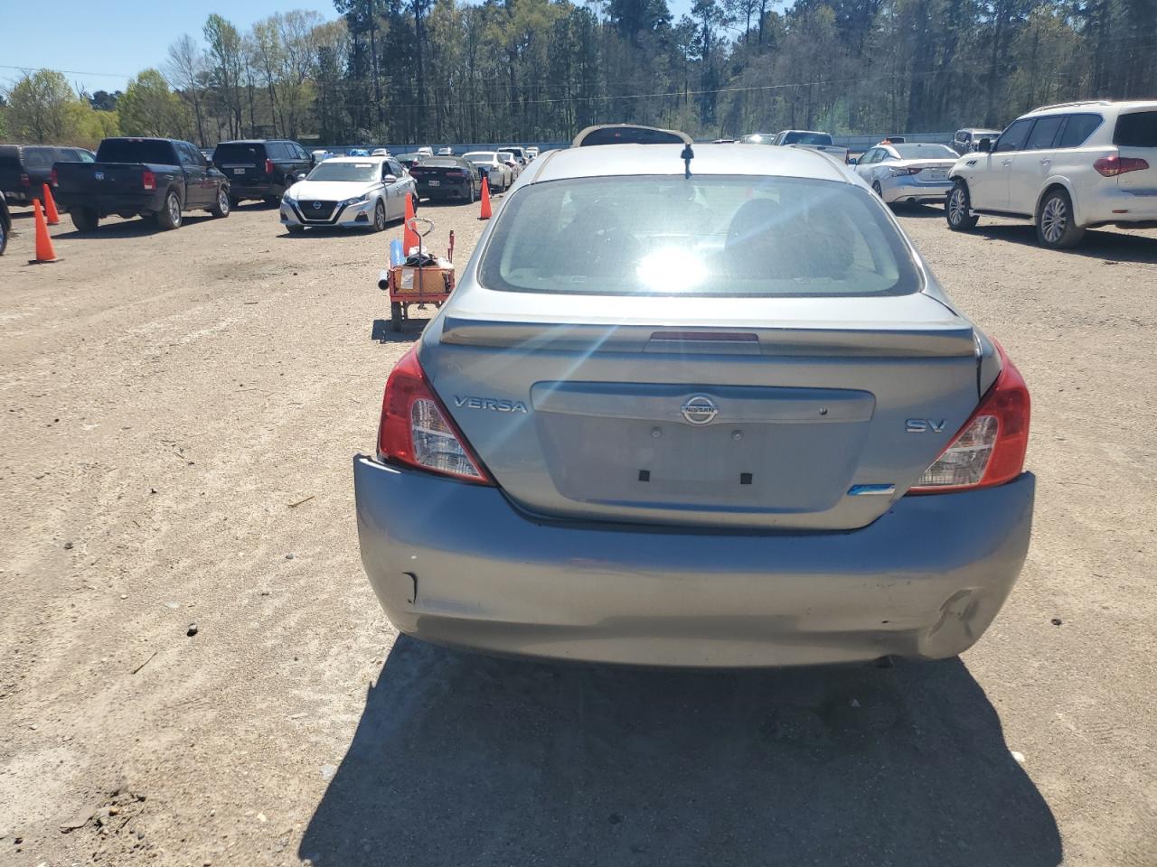 2014 Nissan Versa - Image 6