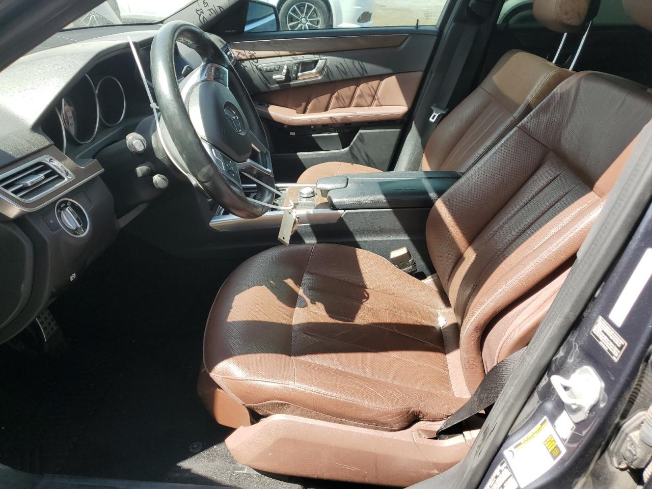 2015 Mercedes-Benz E 350 VIN: WDDHF5KB5FB085434 Lot: 50929595
