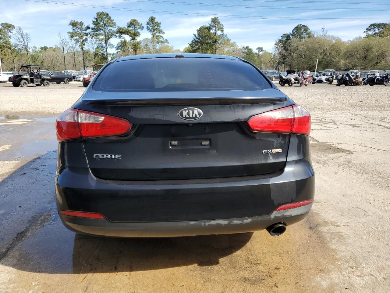 2016 Kia Forte - Image 6