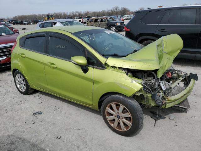 Hatchbacks FORD FIESTA 2013 Green