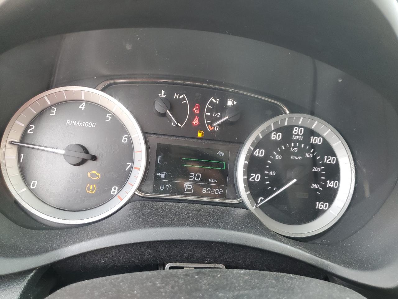 2013 Nissan Sentra - Image 9