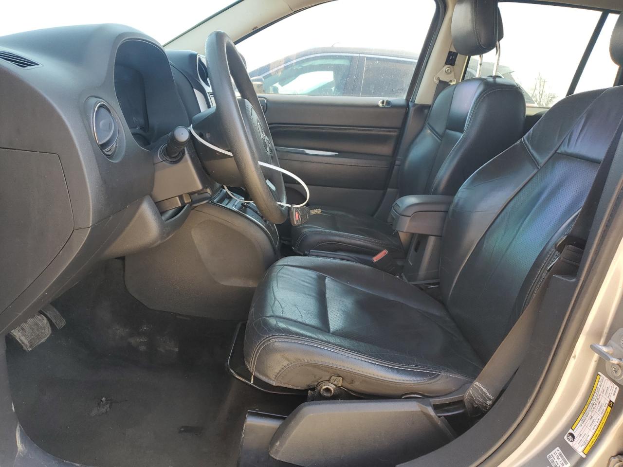 2016 Jeep Compass - Image 7