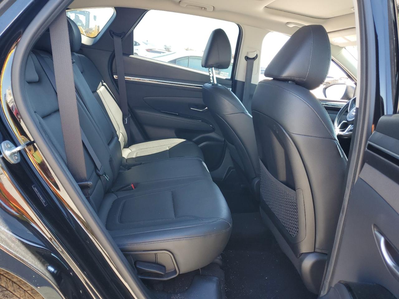 2022 Hyundai Tucson - Image 11