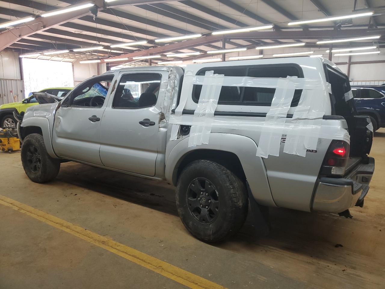 2006 Toyota Tacoma - Image 2