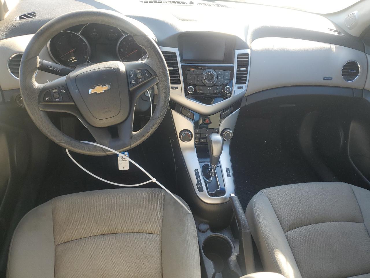 2015 Chevrolet Cruze - Image 8