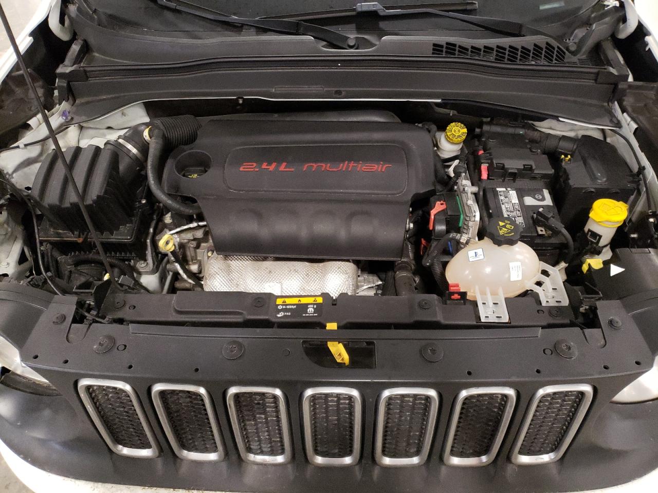 2018 Jeep Renegade - Image 14