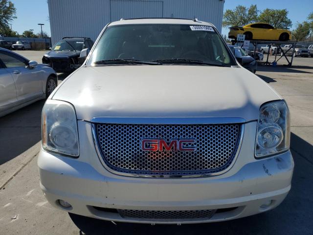  GMC YUKON 2013 Кремовый