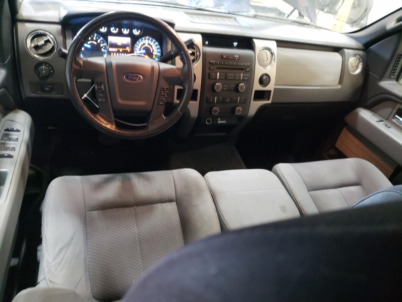 2011 Ford F-150 - Image 8