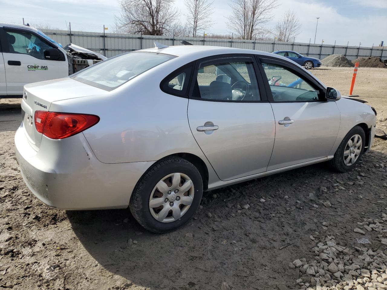 2009 Hyundai Elantra - Image 3