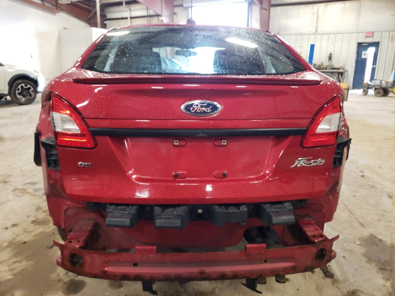 2011 Ford Fiesta - Image 6