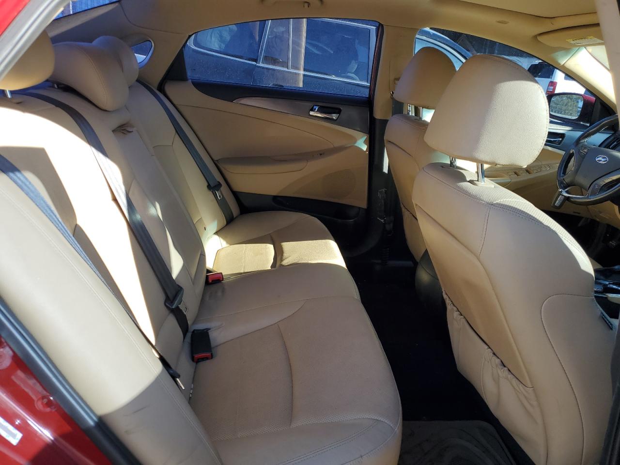 2015 Hyundai Sonata - Image 10