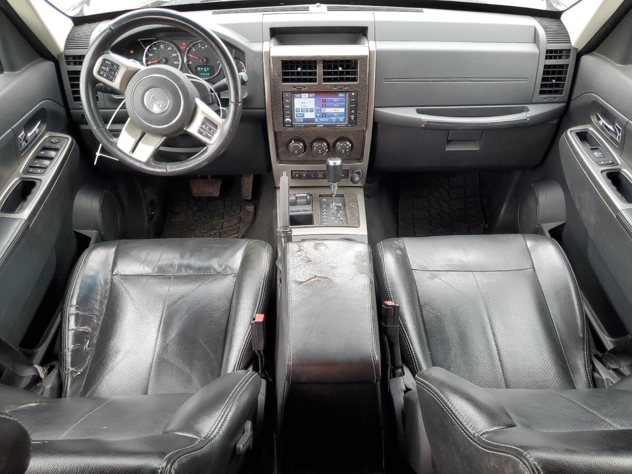 2011 Jeep Liberty (North America) - Image 8
