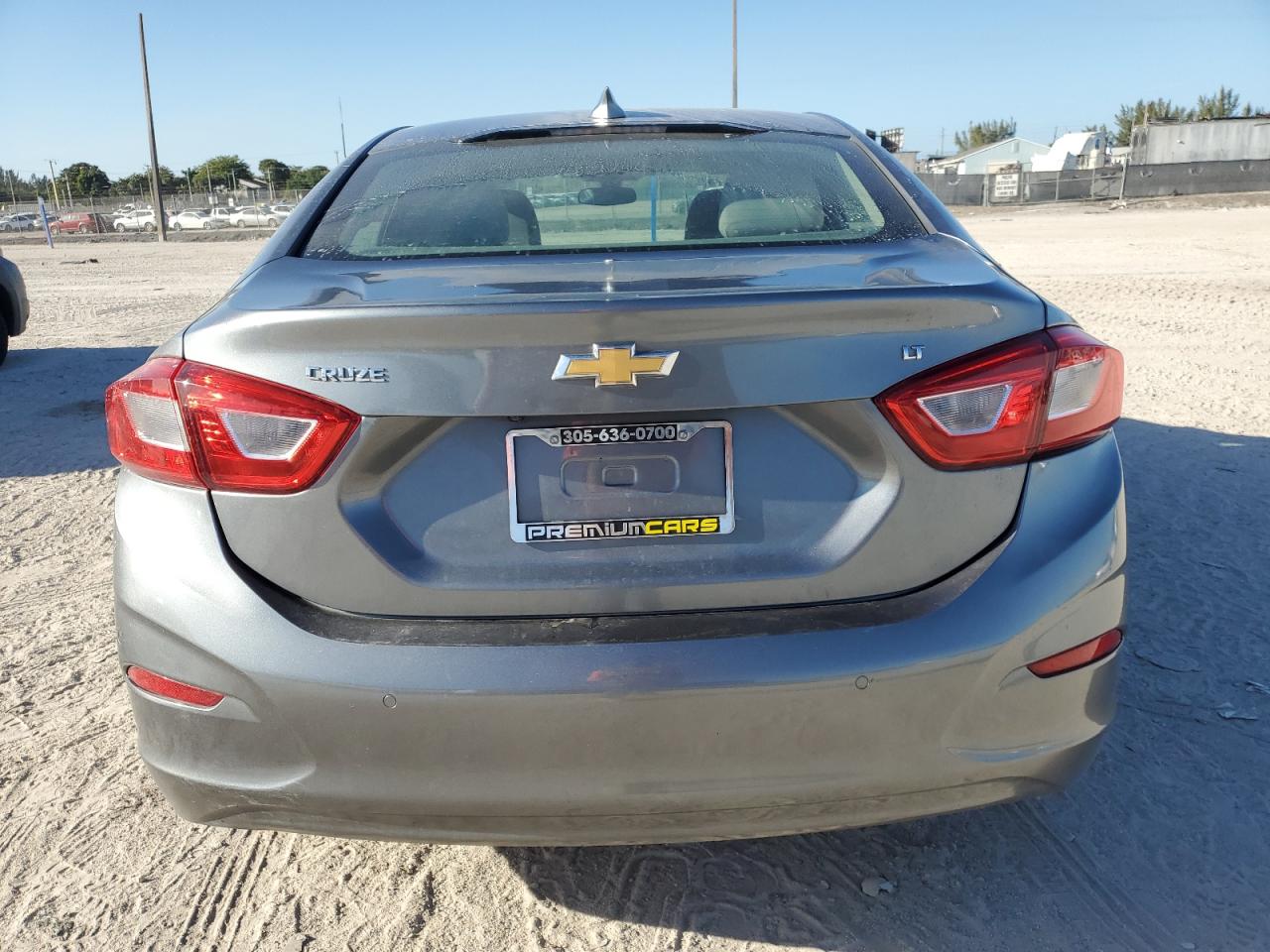 2018 Chevrolet Cruze - Image 6