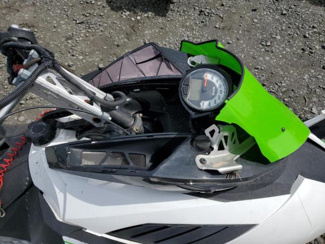 2014 ARCTIC CAT SNOWMOBILE