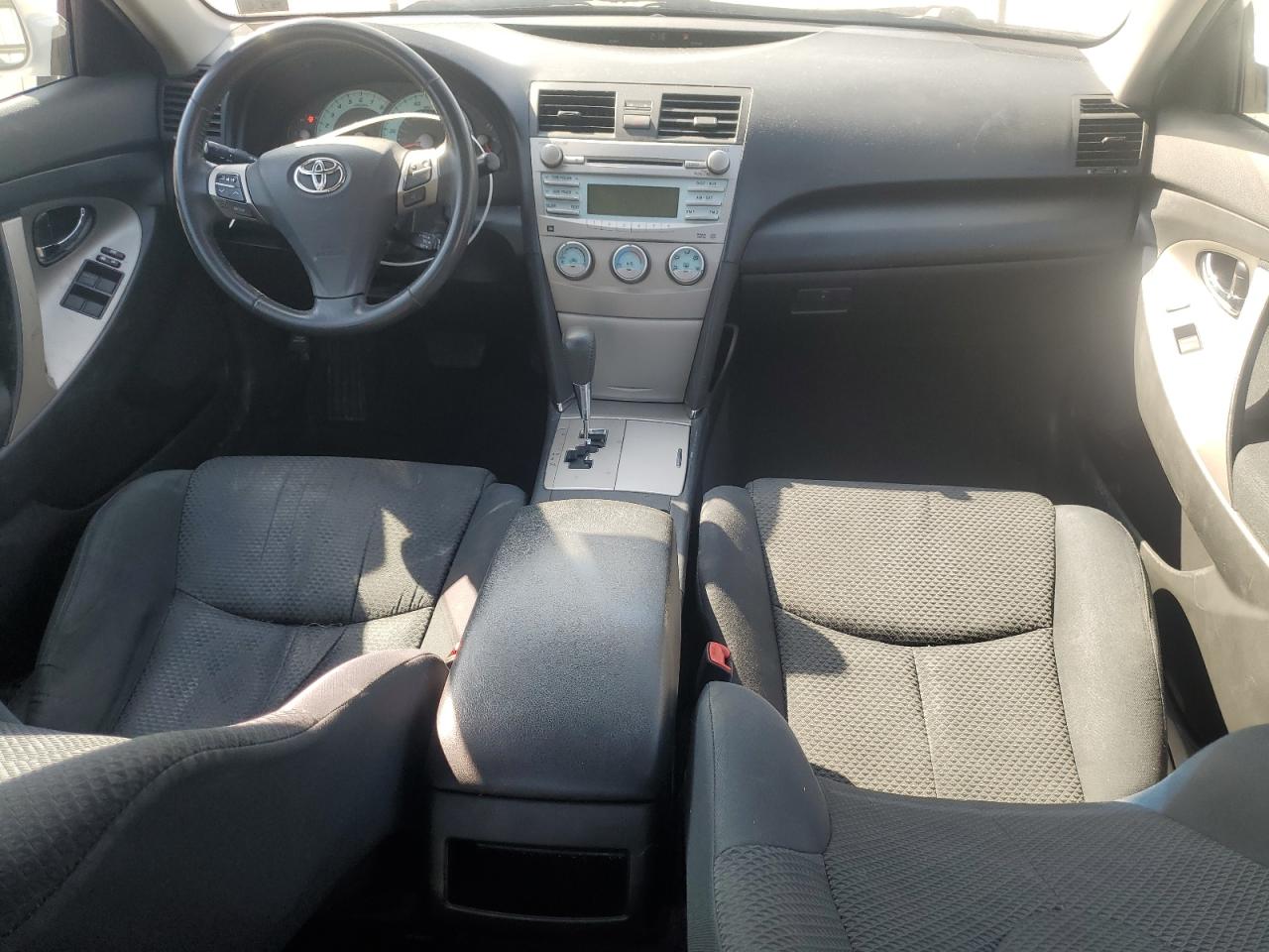 2009 Toyota Camry - Image 8