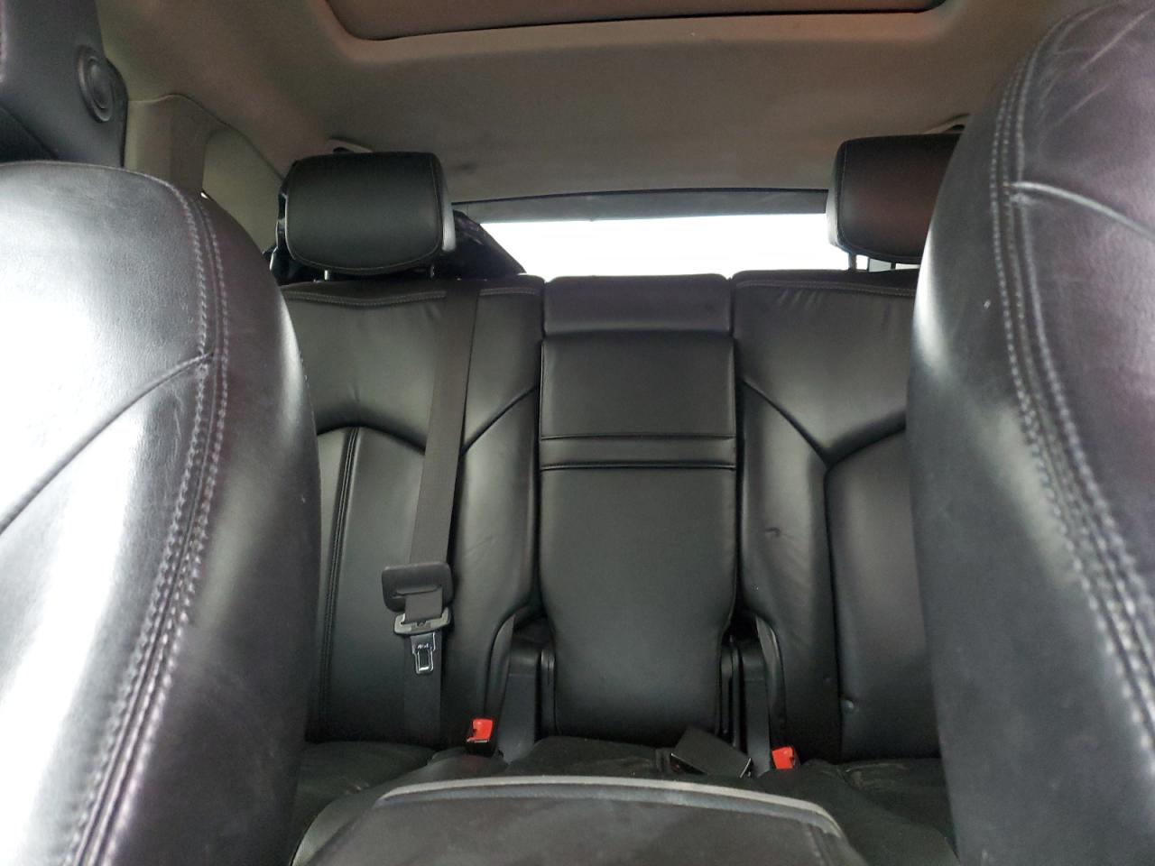 2011 Cadillac SRX - Image 10