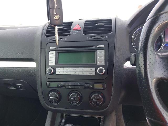 2006 VOLKSWAGEN GOLF R32 S