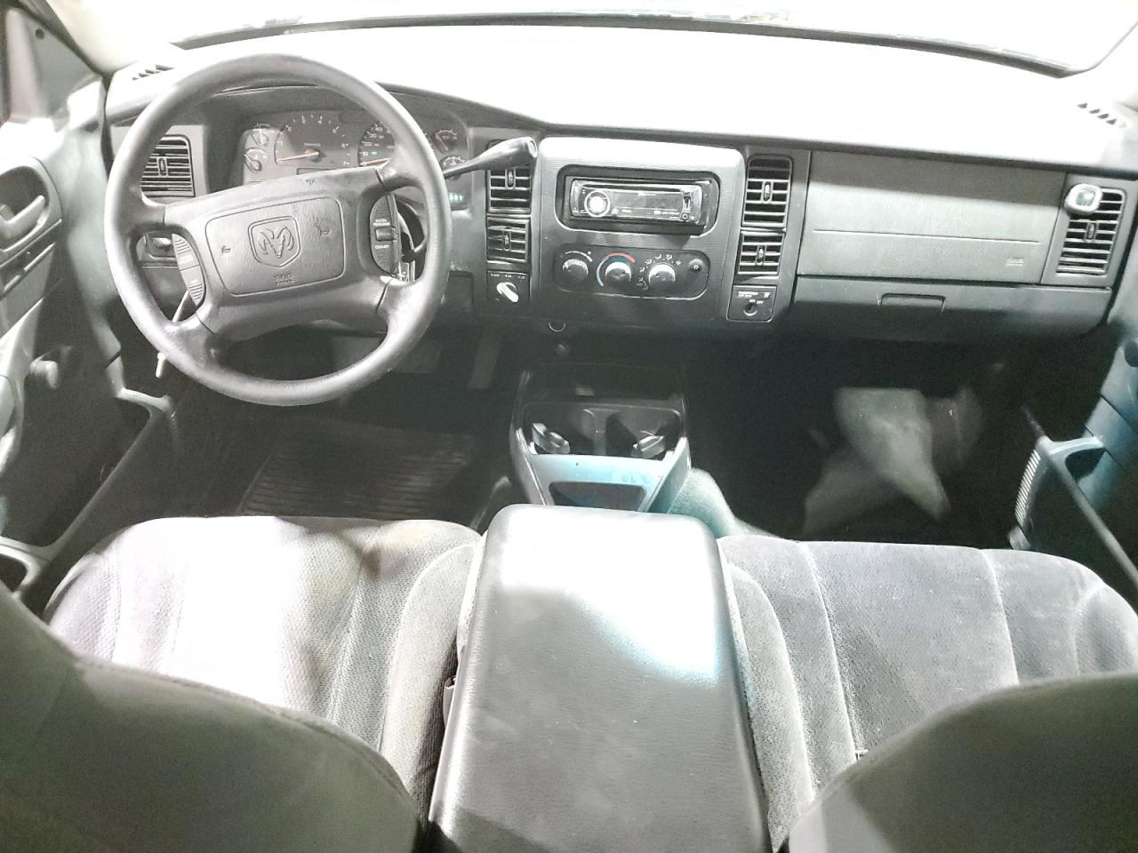 2002 Dodge Dakota Slt VIN: 1B7GG42N82S653385 Lot: 49811535