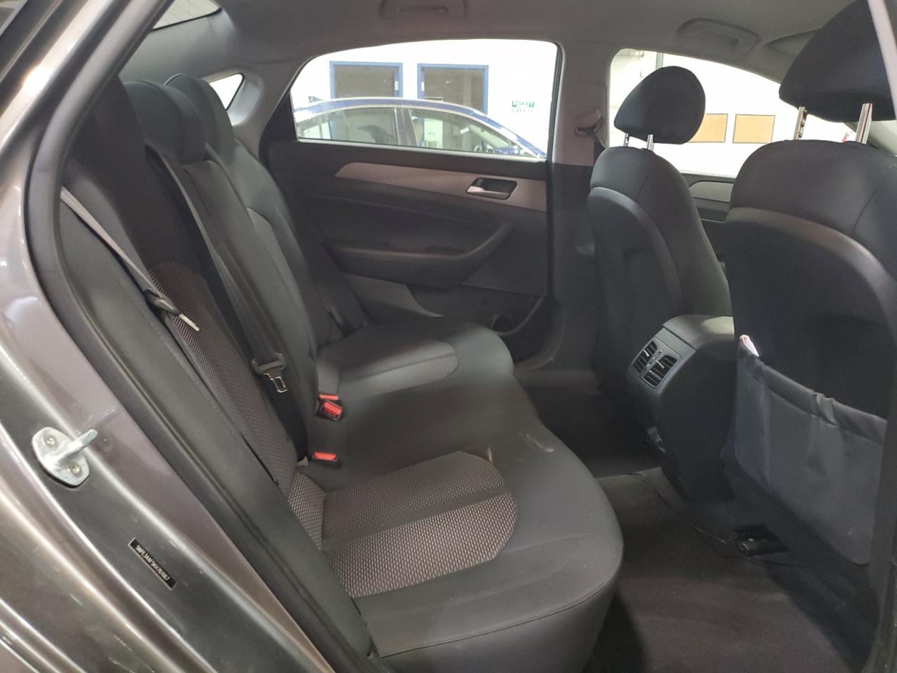 2019 Hyundai Sonata - Image 11