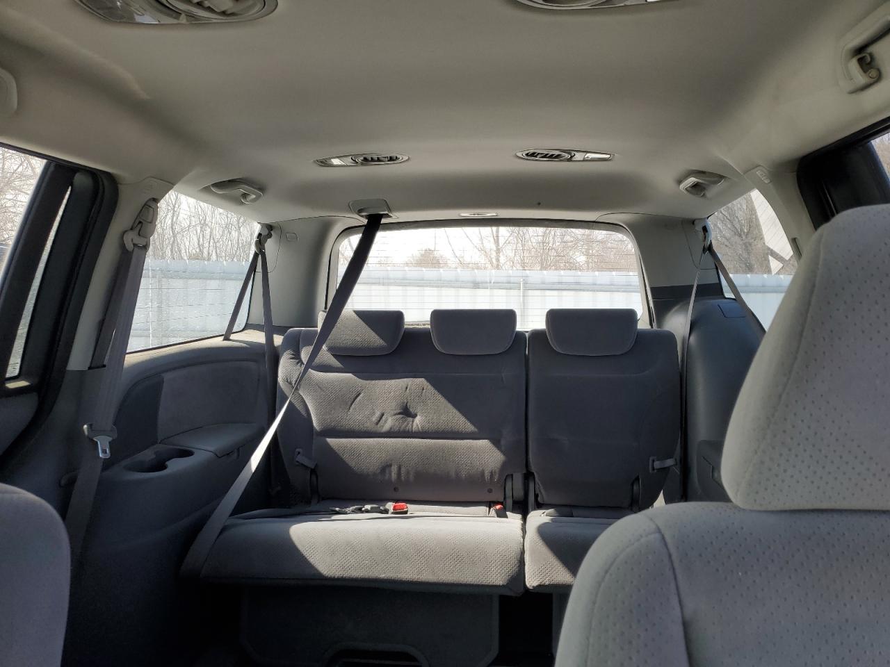 2007 Honda Odyssey - Image 10
