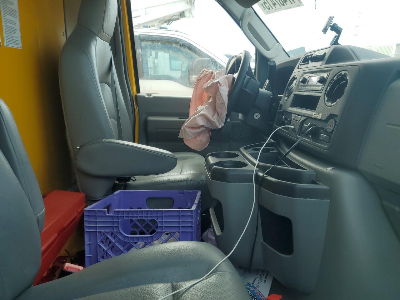 2023 Ford Econoline - Image 11