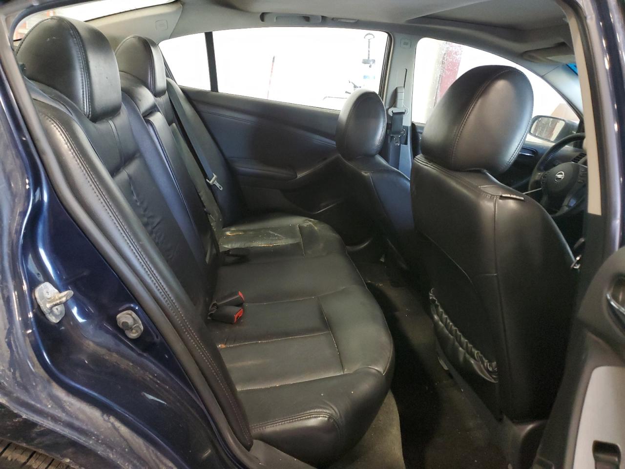 2012 Nissan Altima - Image 10