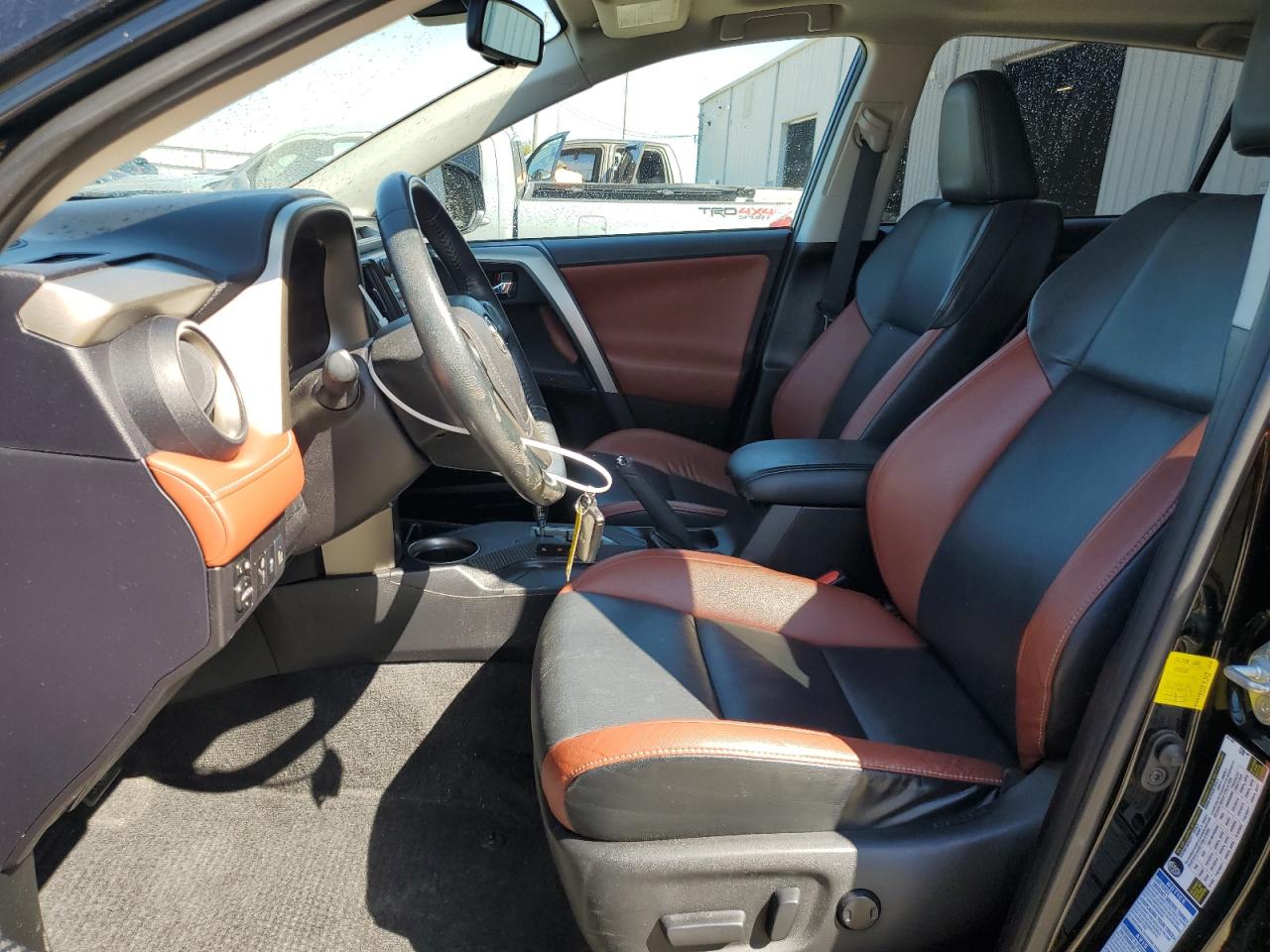 2015 Toyota RAV 4 - Image 7