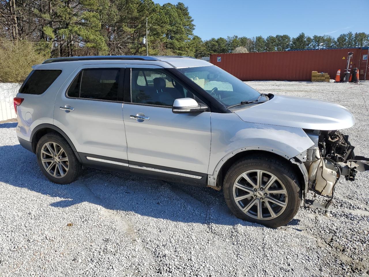 2017 Ford Explorer - Image 4