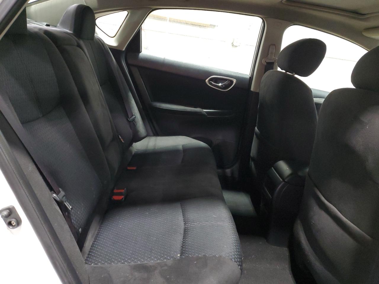 2013 Nissan Sentra - Image 10
