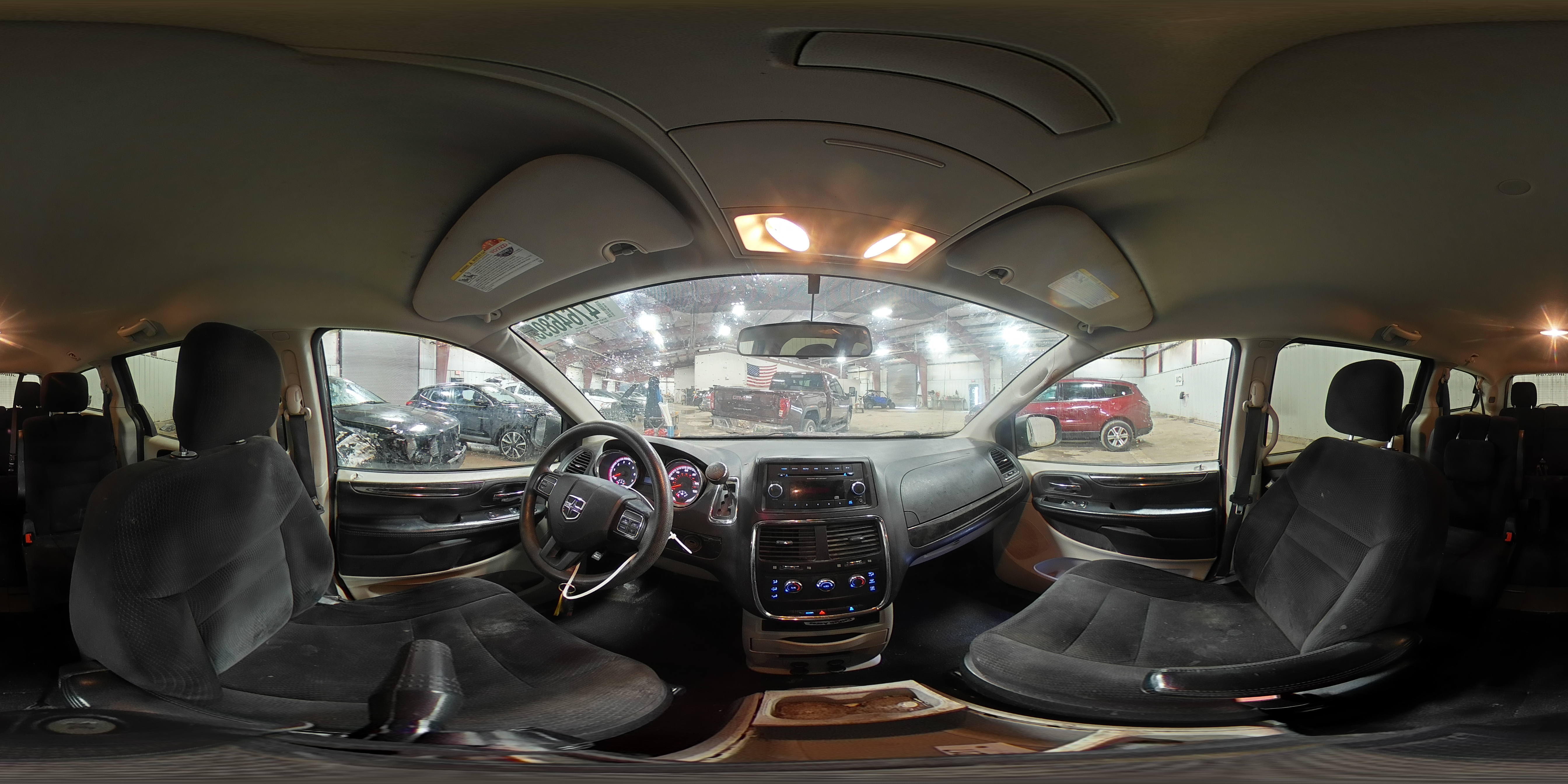 2016 Dodge Caravan - Image 15