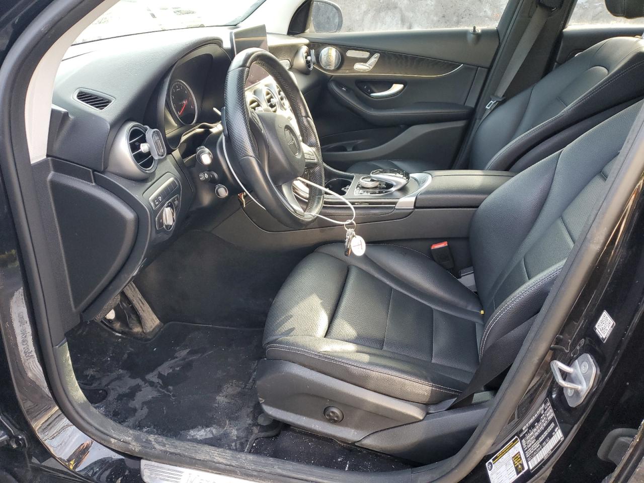 2017 Mercedes-Benz GLC - Image 7