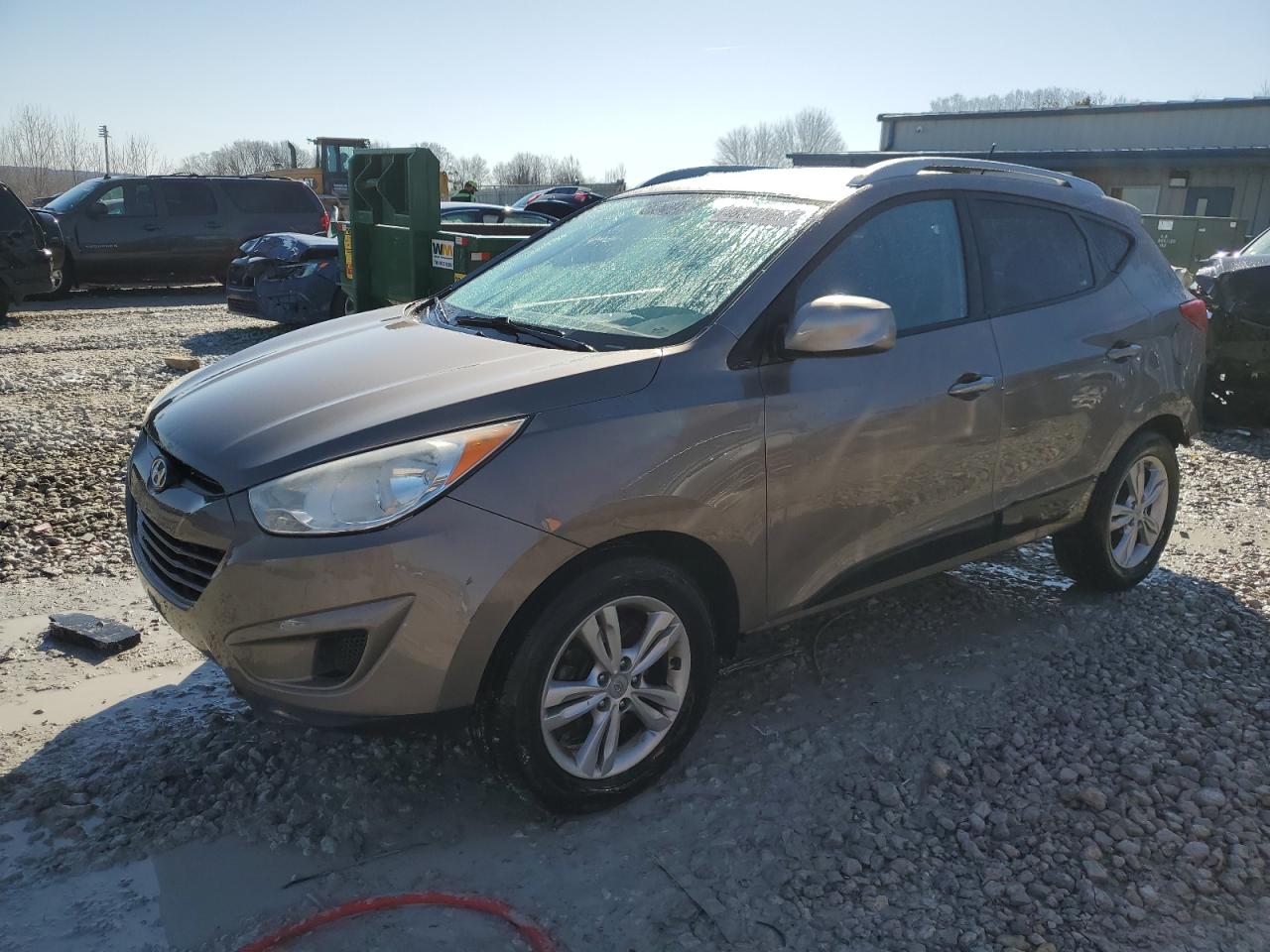 Wayland, MI에서 판매 중인 2010 Hyundai Tucson Gls - Rear End