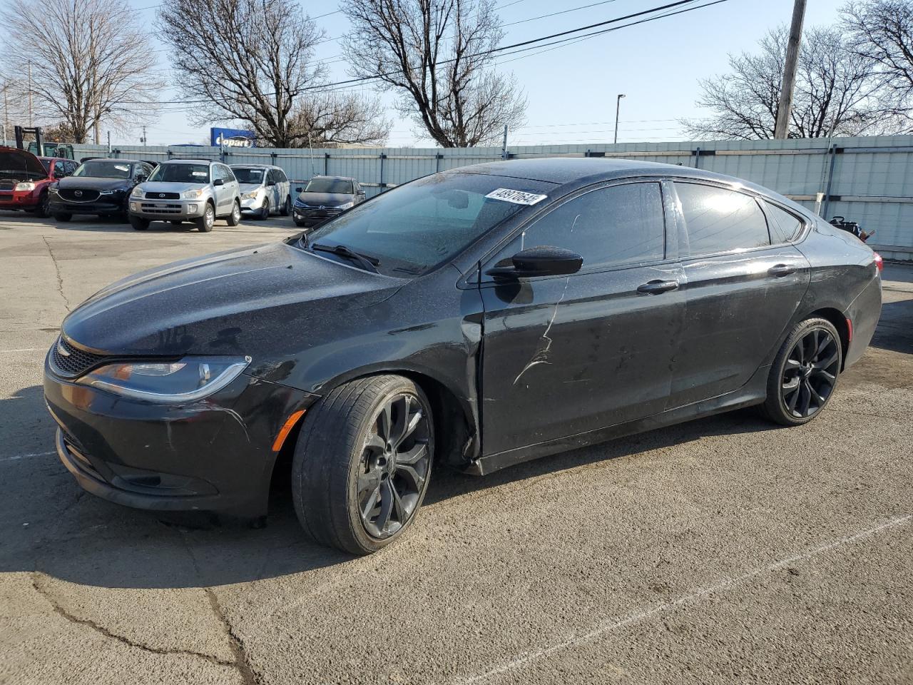 2015 Chrysler 200 S na sprzedaż w Moraine, OH - Front End