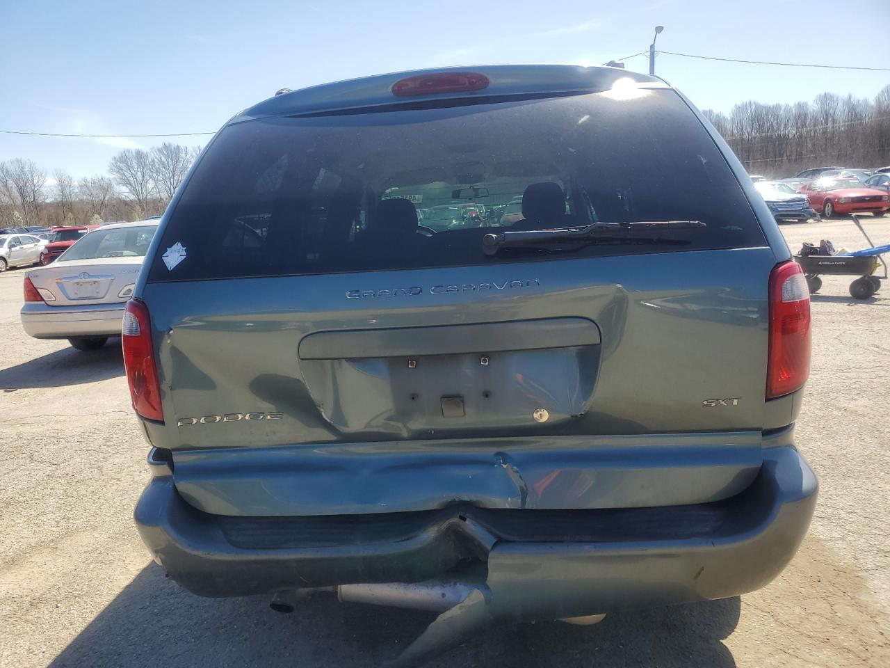2005 Dodge Caravan - Image 6
