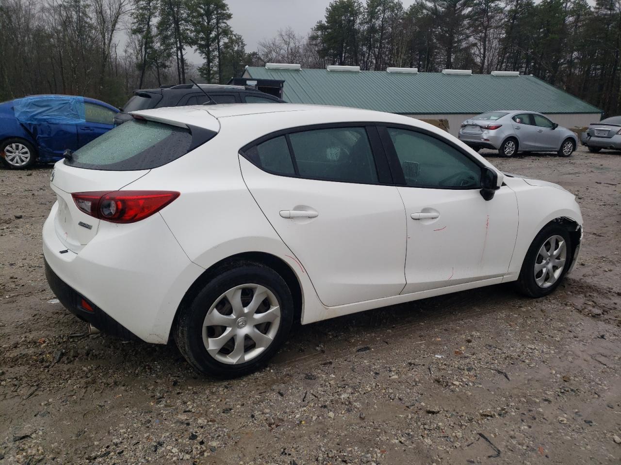 2015 Mazda 3 - Image 3