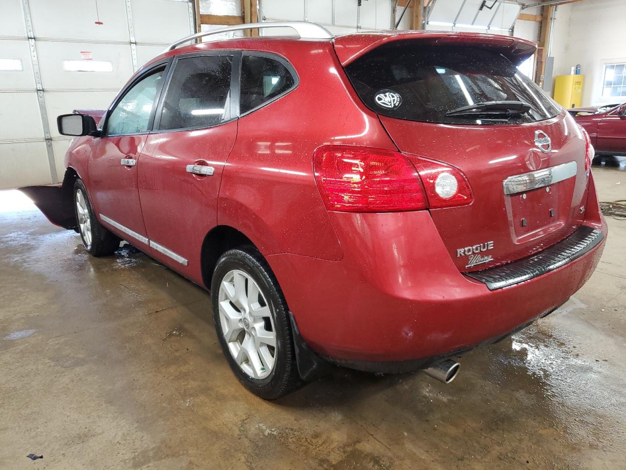 2012 Nissan Rogue - Image 2