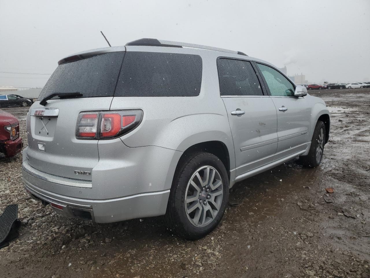 2014 GMC Acadia - Image 3