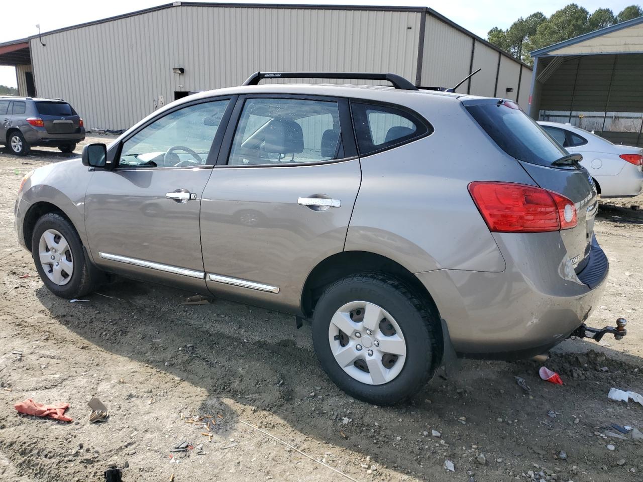 2014 Nissan Rogue - Image 2