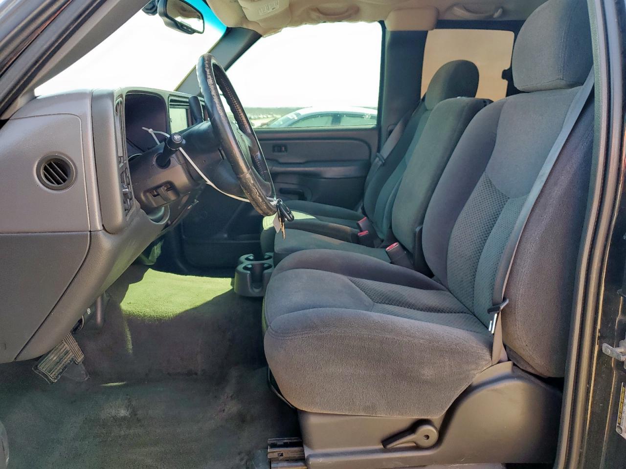 2004 Chevrolet Silverado C1500 VIN: 2GCEC19VX41324388 Lot: 48559795