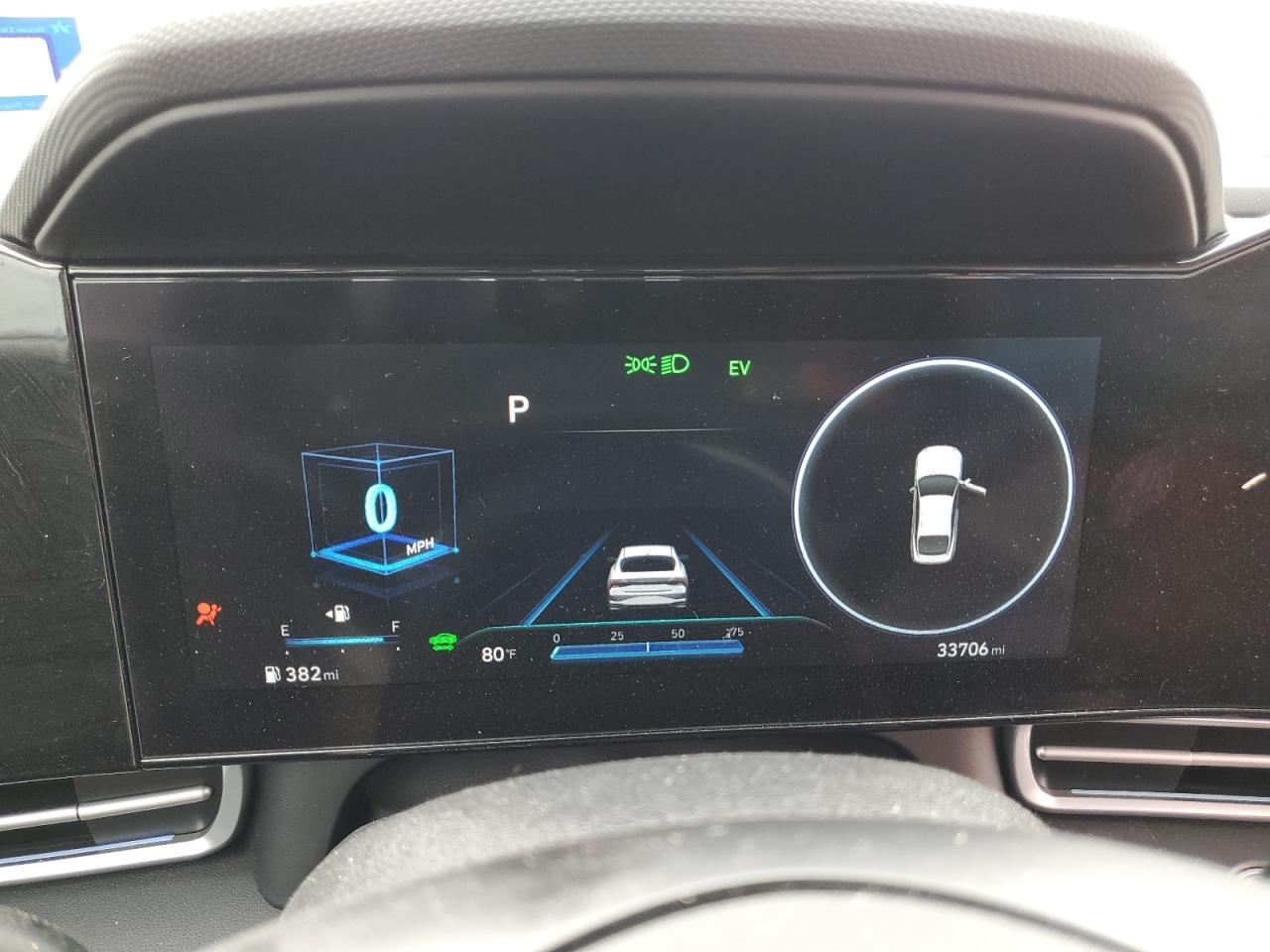 2022 Hyundai Elantra - Image 9