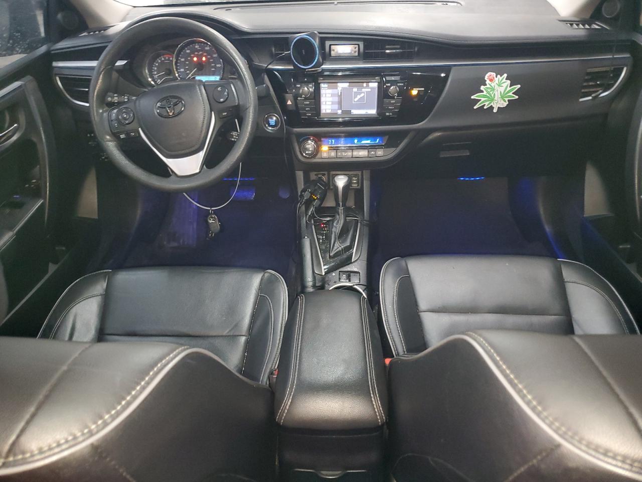 2015 Toyota Corolla - Image 8
