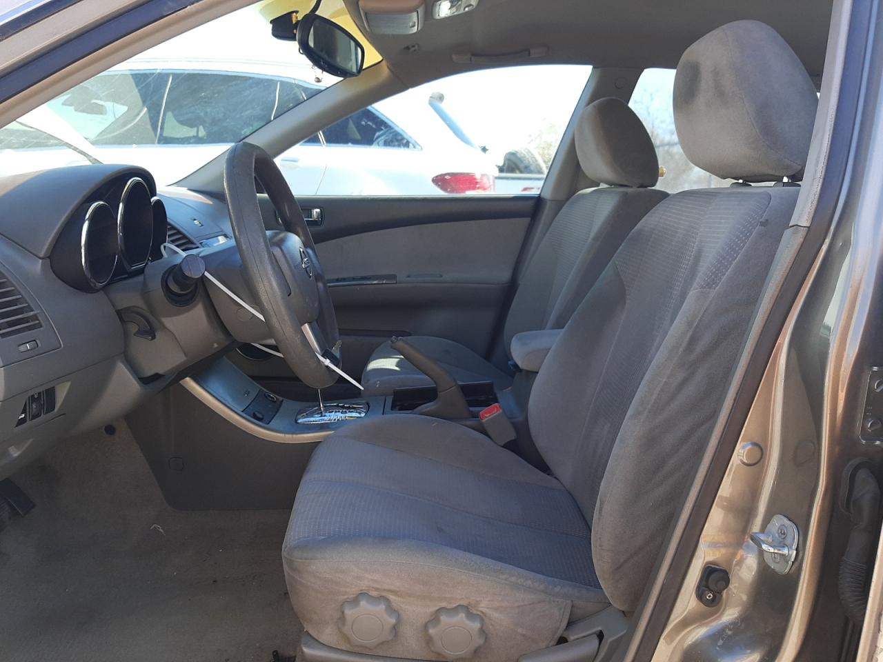 2006 Nissan Altima - Image 7