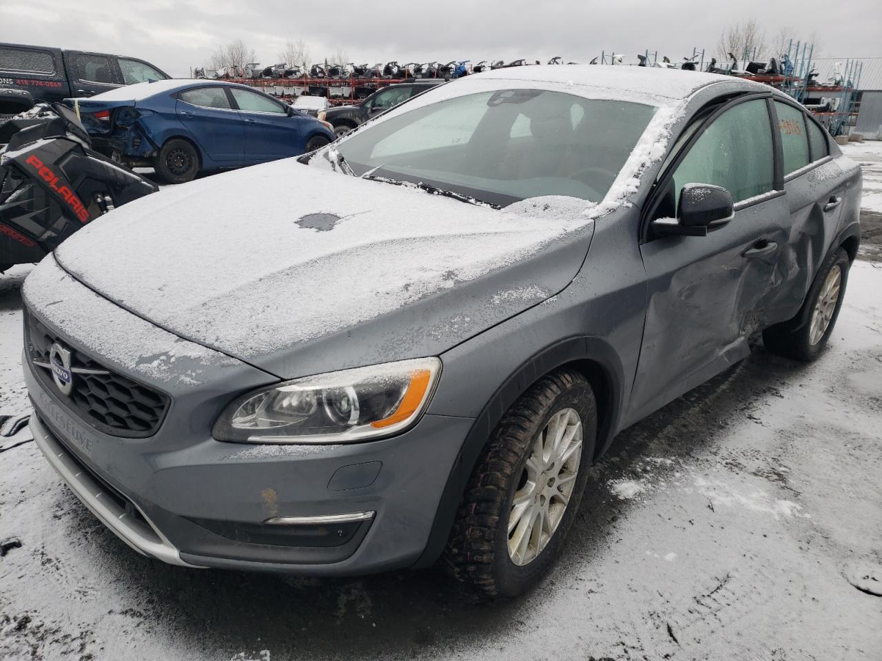 2016 Volvo S60 Cross Country T5 en Venta en Montreal-est, QC - Side