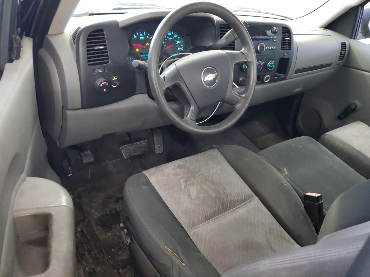 2008 Chevrolet Silverado - Image 8