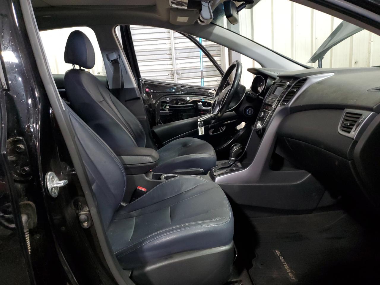 2013 Hyundai Elantra - Image 7