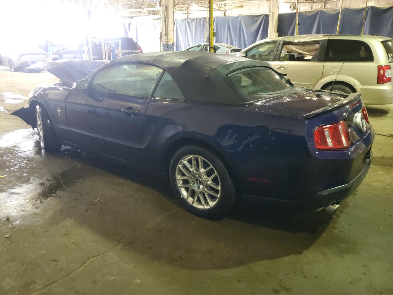 2012 Ford Mustang - Image 2