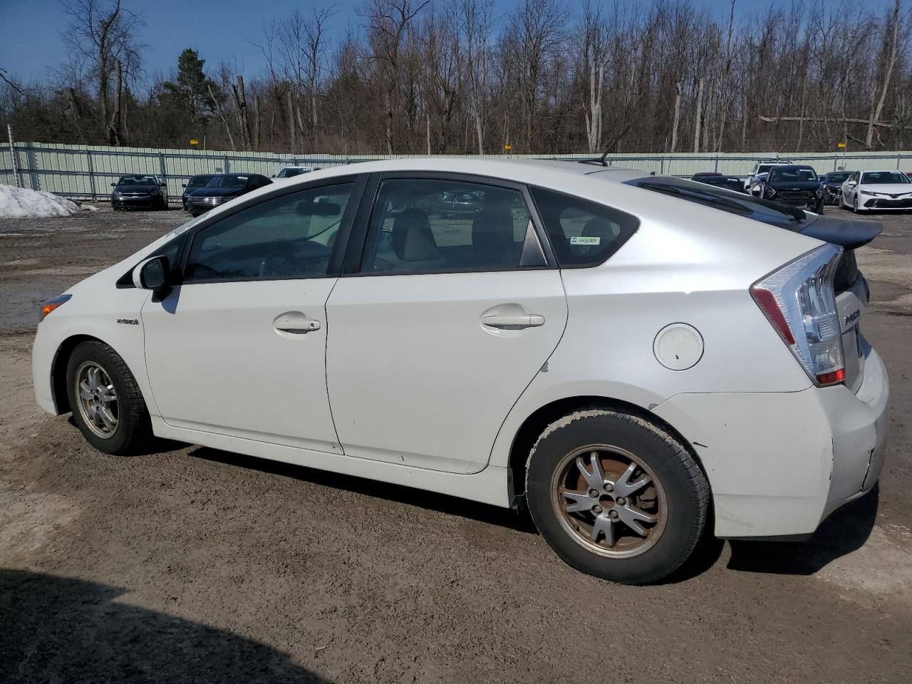 2010 Toyota Prius - Image 2