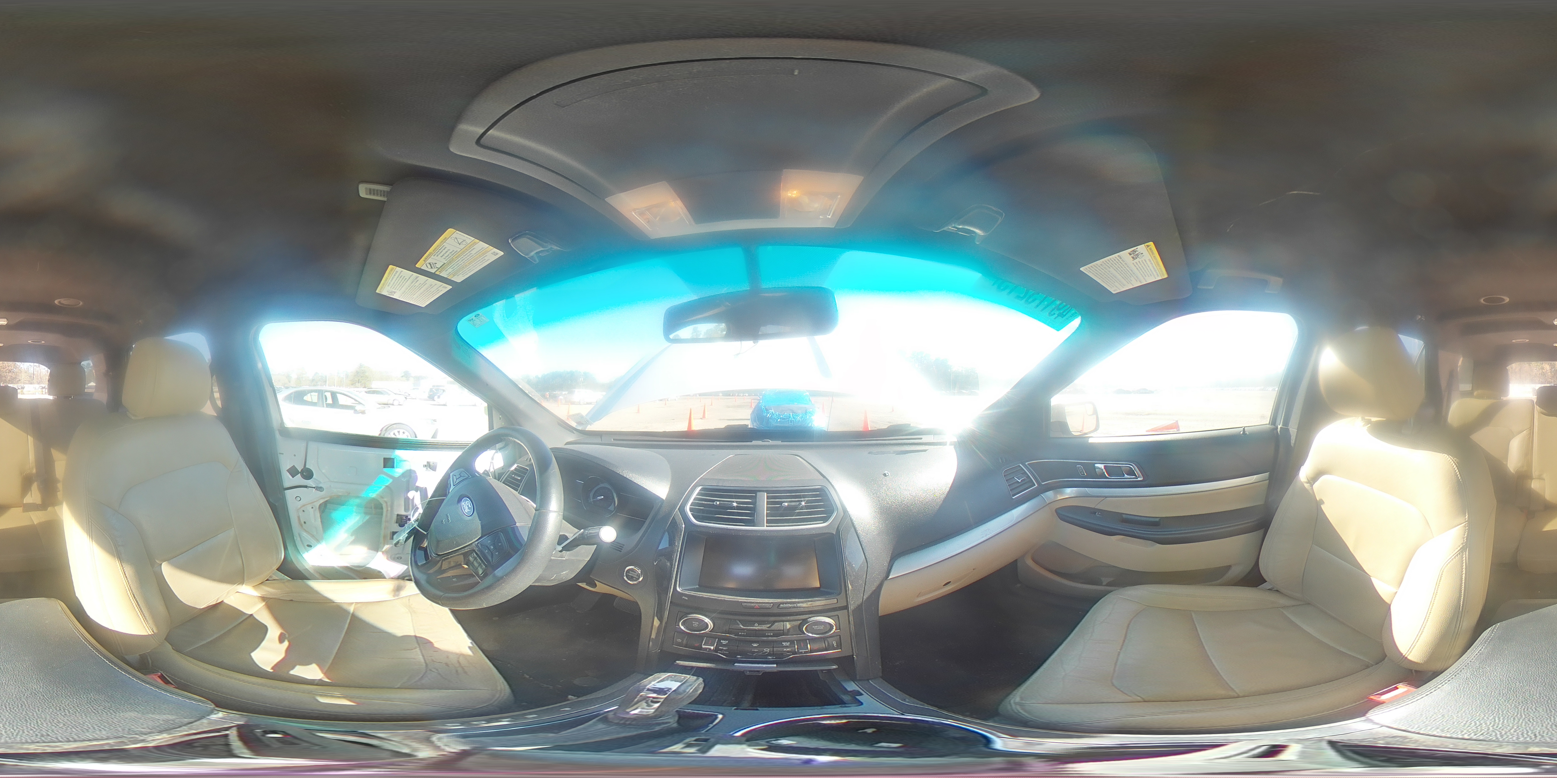 2016 Ford Explorer - Image 14